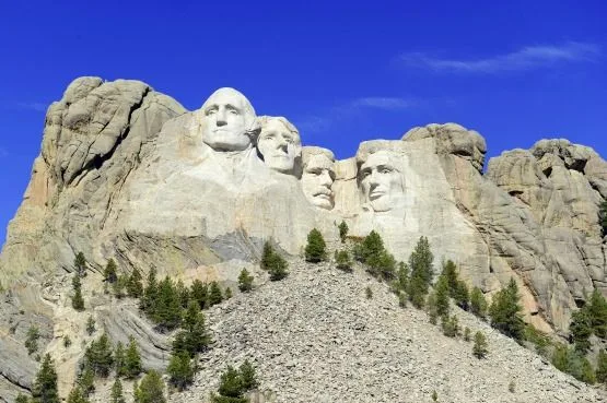 donde esta el monte rushmore