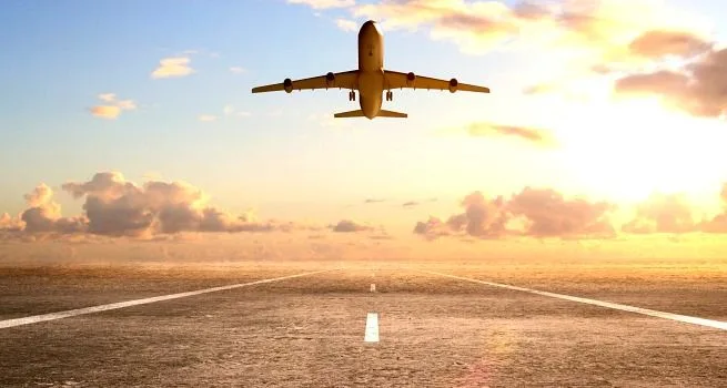5 Mejores Aerolíneas del Mundo en 2024 (y con las que no debes volar)