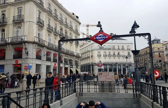 moverse por madrid en metro