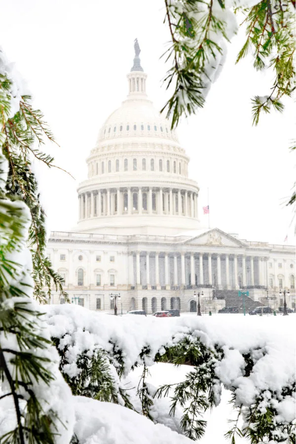 30 Beautiful Places to Visit in Winter in USA