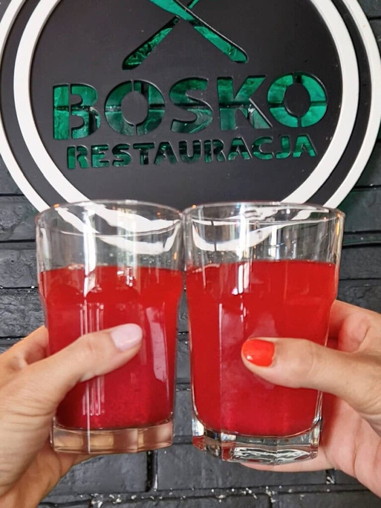 Zumo de Dereń bebida tipica polaca