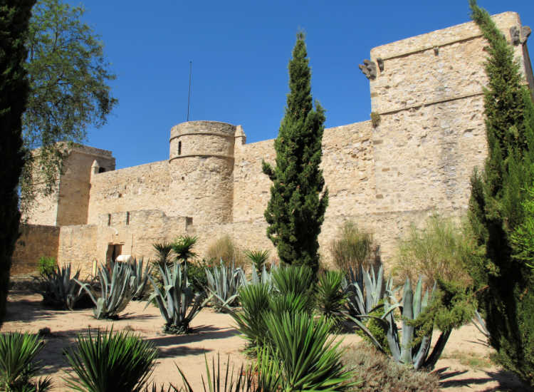 Castillo de Santiago de Sanlúcar de Barrameda