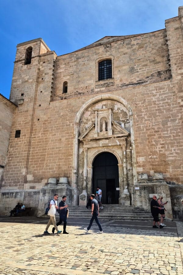 Iglesia y Claustro del Carmen que ver en Mahon