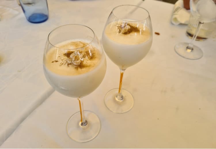 Leche rizada típica de Salobreña