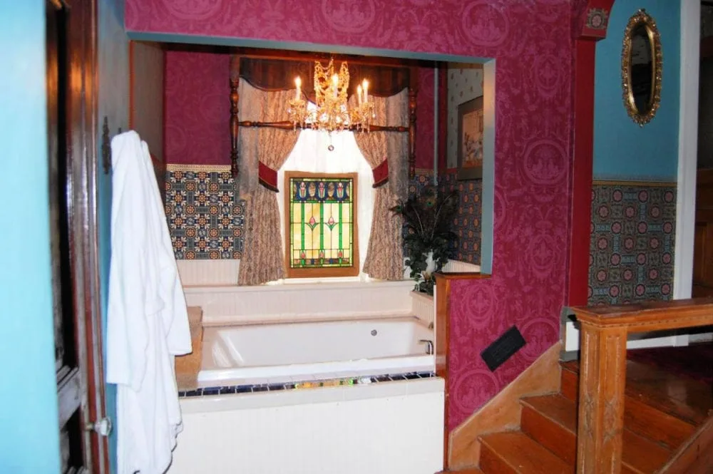 Schuster Mansion Bed Breakfast