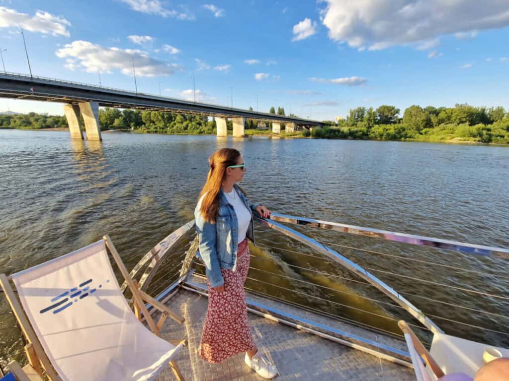 Paseo barco rio Vistula Varsovia Polonia 1024x768