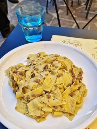 Comer en Montecatini Val di Cecina edited