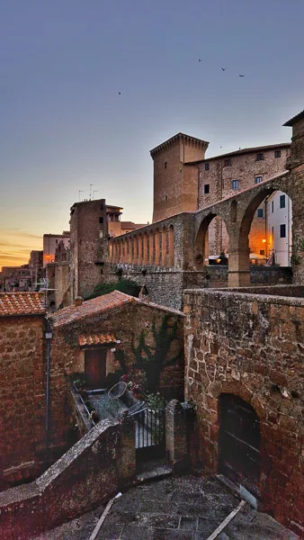 Pitigliano al anochecer