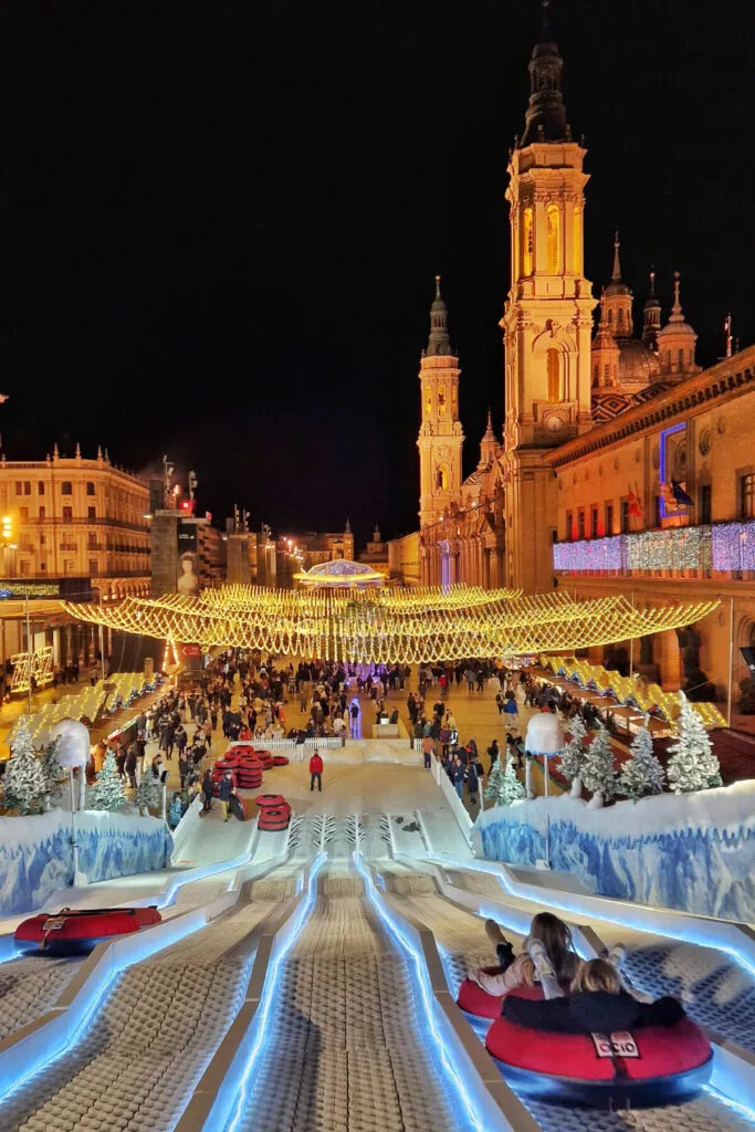 ciudades bonitas en navidad espana 683x1024