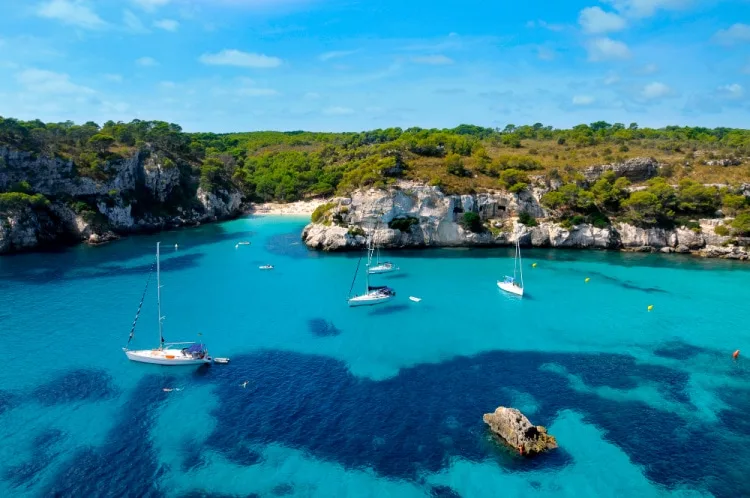 calas bonitas menorca