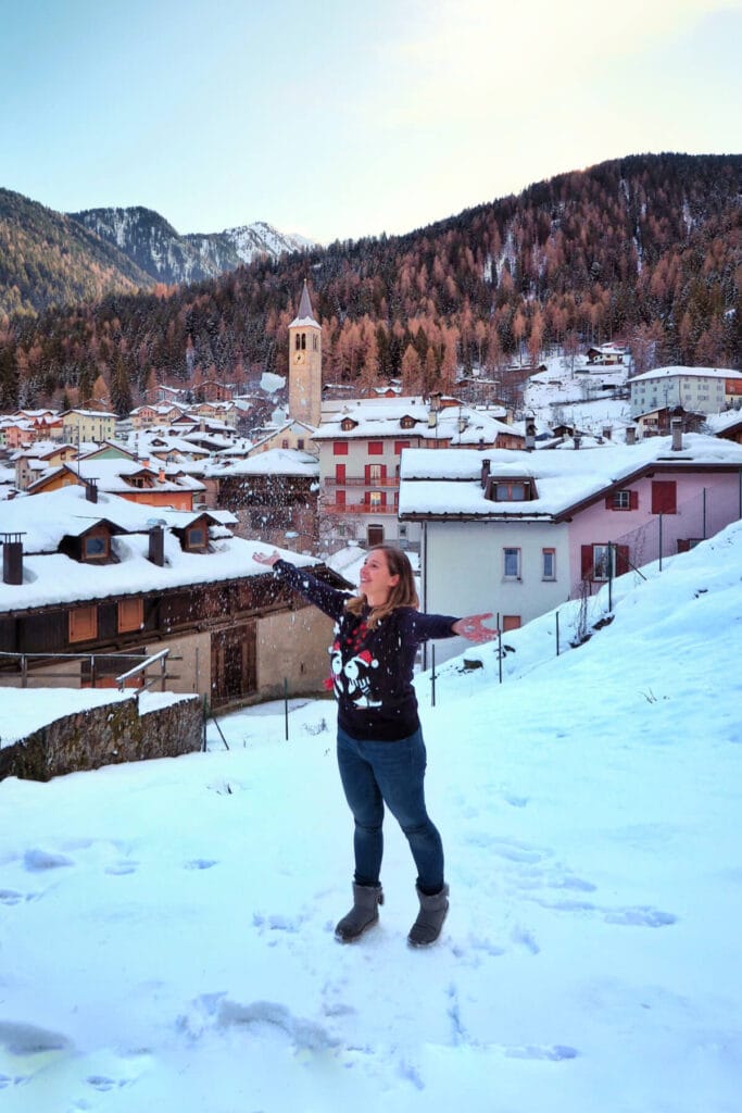 donde viajar en Navidad Europa barato 683x1024