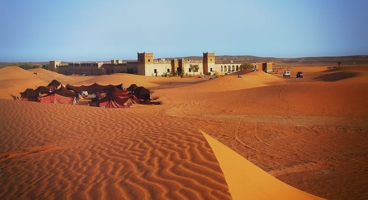 Desierto de Marruecos en verano la época más calurosa