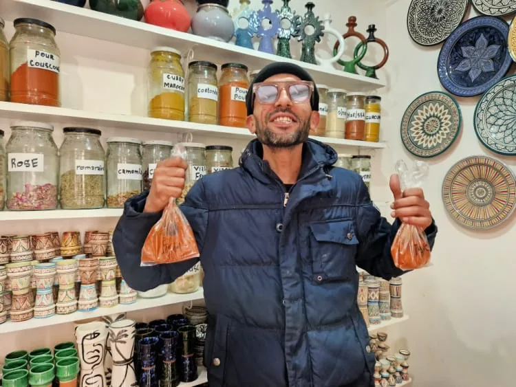 hablando el idioma de Marruecos en Essaouira