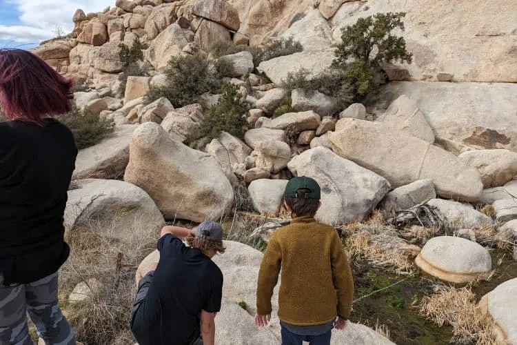 3 kids at Barker Dam