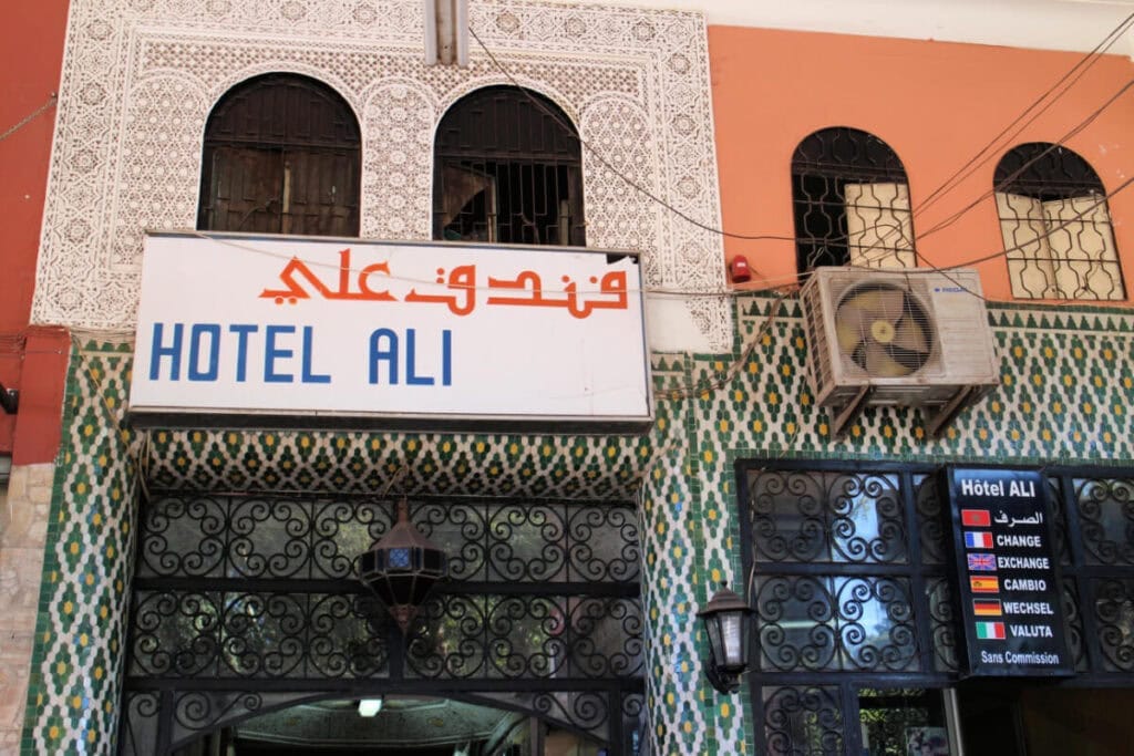 Cambio de moneda para comprar en Marrakech en el Hotel Ali casa de cambio