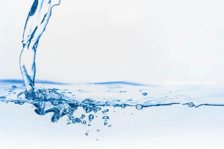 Flowing drinking water