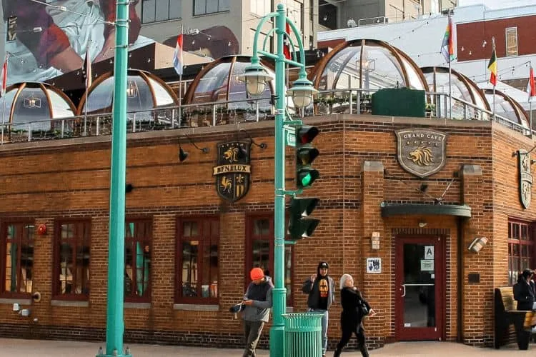 Lux Dome at Cafe Benelux