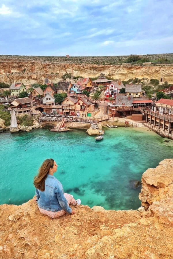 pueblo de Popeye merece la pena