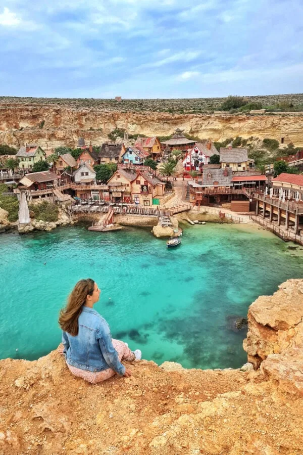 pueblo de Popeye merece la pena