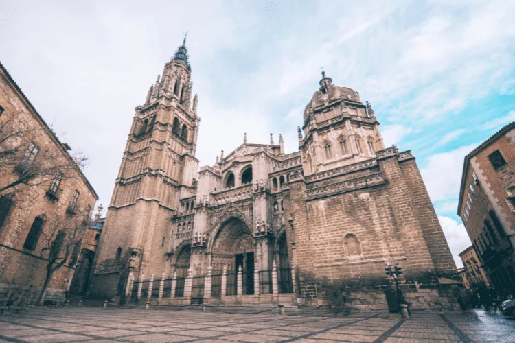 La Catedral de Toledo es una de las visitas durante el tour a Toledo desde Madrid