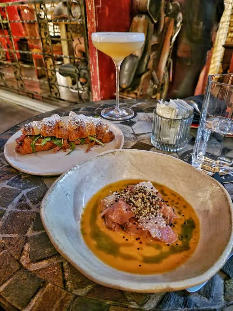 Bar clandestino Apotheke Valencia