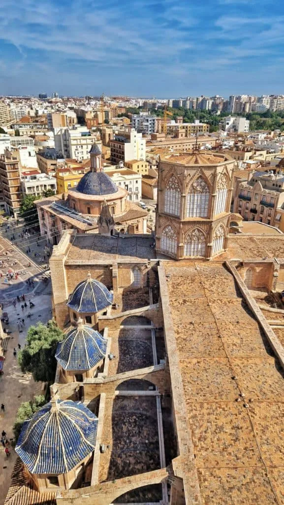 Catedral de Valencia desde el Miguelete 577x1024