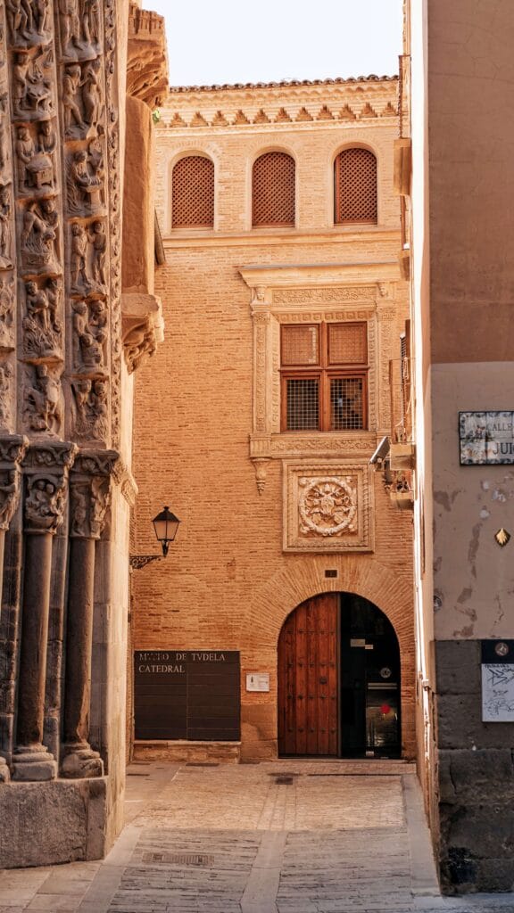 Tudela Camino del Ebro Navarra 576x1024