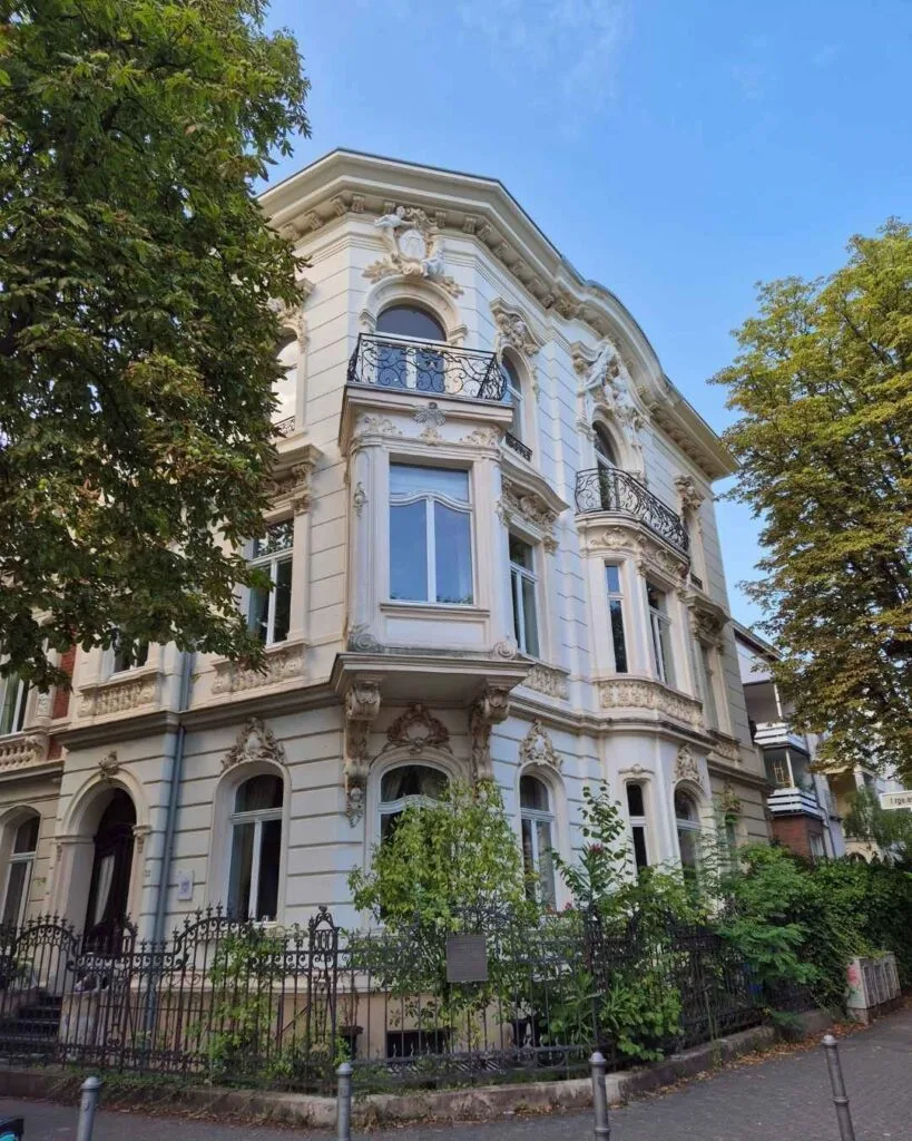 Fachadas pastel de Bonn 819x1024