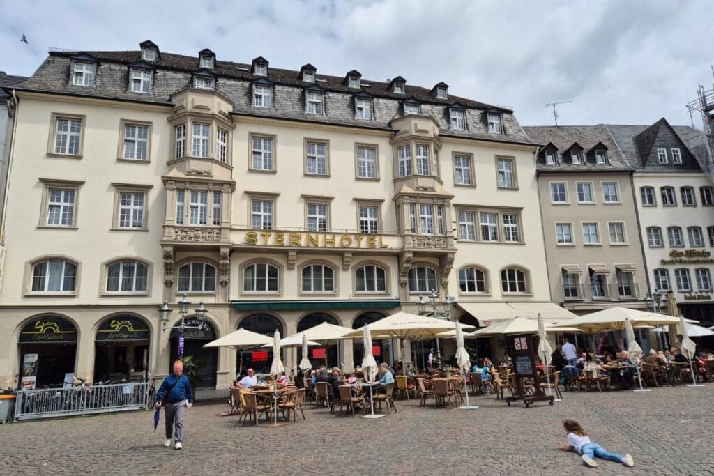 Hotel Plaza del Mercado Bonn Alemania 1024x683