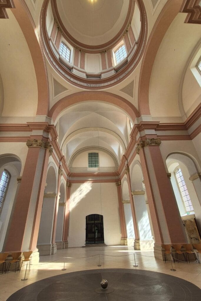 Iglesia Dominicana Munster Alemania 683x1024