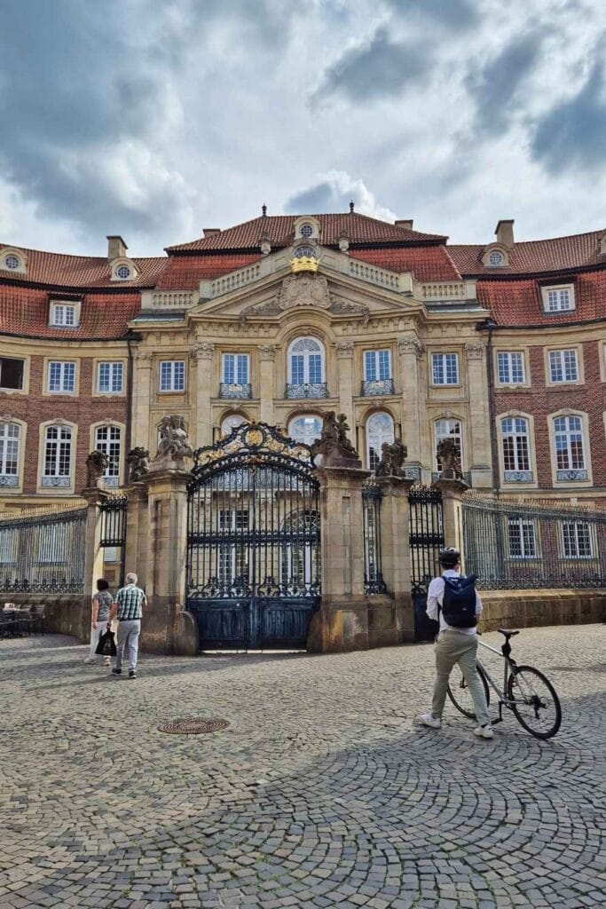 Palacio de Munster Alemania 683x1024